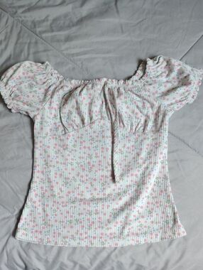 Off-Shoulder Floral Puff Sleeve Top - White with Pink Floral